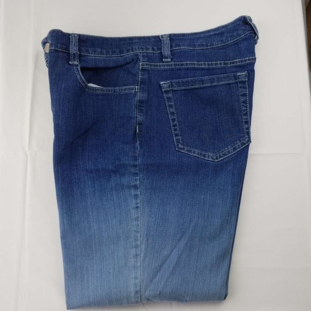 Jones New York by Chelsea cuffed Capri jeans